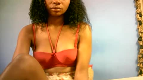 sourayaa online show from March 28, 7:41 am