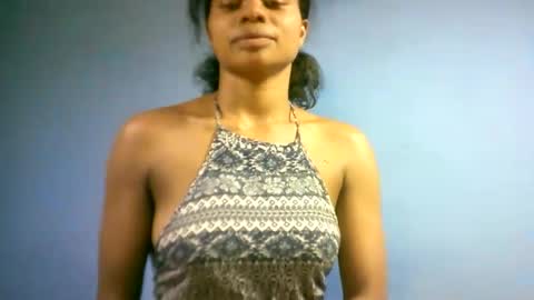 sourayaa online show from April 12, 6:24 pm