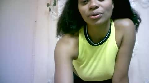Snapshot of sourayaa chatting on May 8, 3:17 pm sourayaa online show from May 8, 3:17 pm