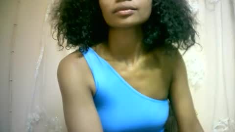 Snapshot of sourayaa chatting on May 18, 6:19 am sourayaa online show from May 18, 6:19 am