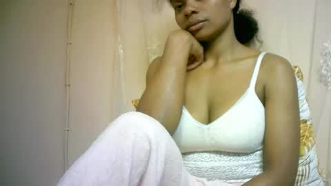 Snapshot of sourayaa chatting on May 25, 10:49 pm sourayaa online show from May 25, 10:49 pm