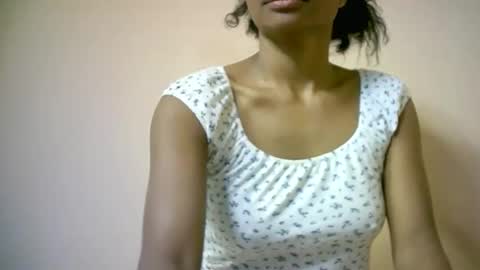 Snapshot of sourayaa chatting on June 4, 3:56 am sourayaa online show from June 4, 3:56 am