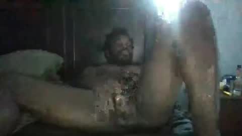 Snapshot of source1012 chatting on December 1, 2:11 pm source1012 online show from December 1, 2:11 pm