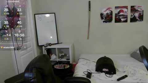 Snapshot of southerbunny chatting on February 21, 10:17 am Bunnydathug online show from February 21, 10:17 am