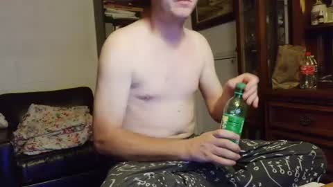 Southernblueyes online show from June 27, 1:43 am