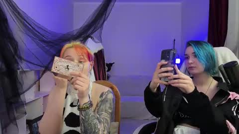 Leah online show from February 2, 5:22 pm