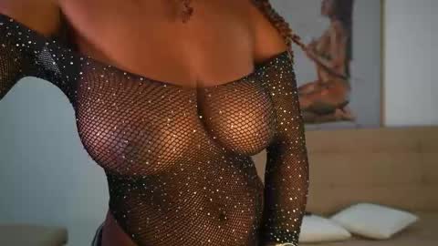 sow_fitt online show from November 15, 10:04 pm