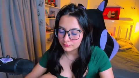 Lili online show from November 12, 11:25 pm