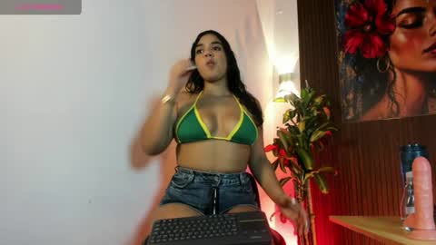 Caro online show from June 27, 8:08 am