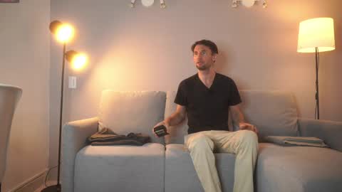 Snapshot of soy_chris chatting on March 31, 11:49 pm Chris online show from March 31, 11:49 pm