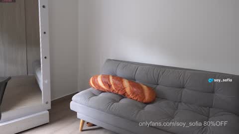 Snapshot of soy_sofia chatting on October 8, 6:16 pm 100 explicit here online show from October 8, 6:16 pm