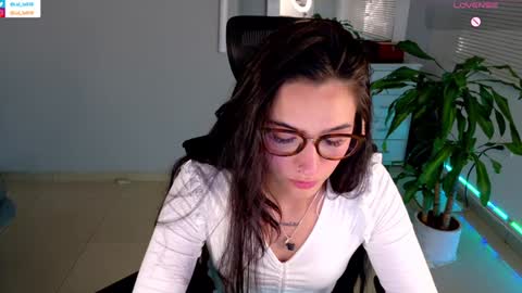 Luisa    online show from January 24, 12:09 am