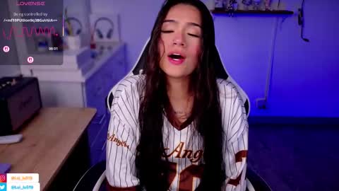 Luisa    online show from September 17, 10:44 pm