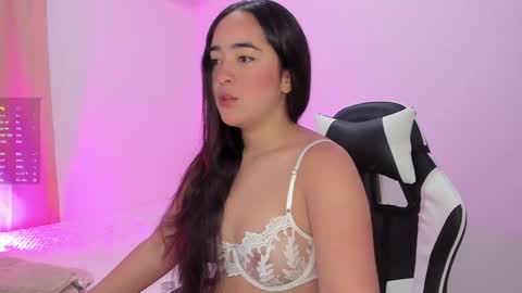 Instagram Soyamandaa  1 online show from October 24, 11:01 pm