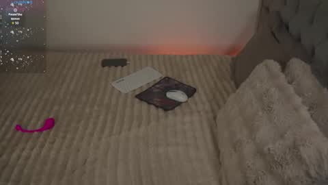 Snapshot of soydenise chatting on December 16, 7:08 pm Denise online show from December 16, 7:08 pm