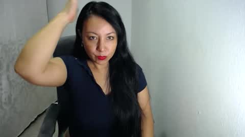 soy Elena online show from May 28, 11:40 am