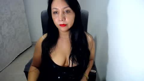 soy Elena online show from July 28, 2:24 pm