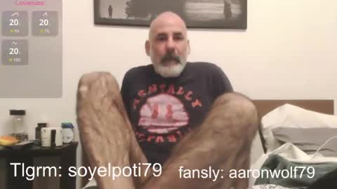 Snapshot of soyelpoti79 chatting on June 20, 12:19 pm WhiteWolfFL online show from June 20, 12:19 pm