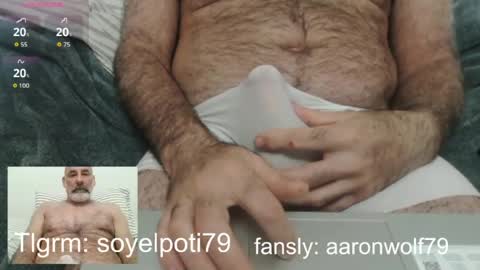 Snapshot of soyelpoti79 chatting on June 27, 12:33 pm WhiteWolfFL online show from June 27, 12:33 pm