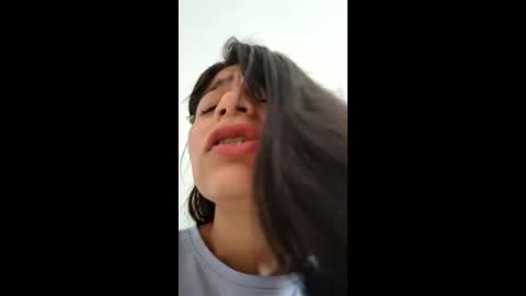 Snapshot of soyhinata__ chatting on May 25, 4:13 pm Adeline independent model online show from May 25, 4:13 pm