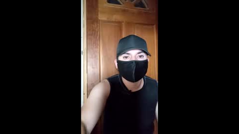 Snapshot of soymanu1 chatting on March 4, 3:45 am soymanu1 online show from March 4, 3:45 am