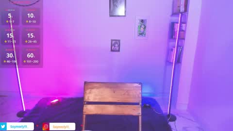 Snapshot of soymerly11_ chatting on May 22, 9:59 am Independent Model Merly online show from May 22, 9:59 am