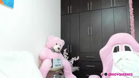 SoyQueen online show from January 7, 5:10 am