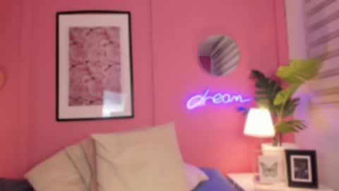 Snapshot of soysaraa_ chatting on January 28, 8:04 am Aleja online show from January 28, 8:04 am