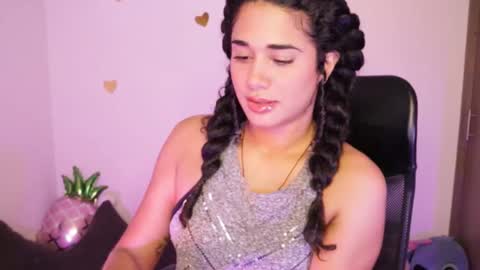 You want to talk to me more personal follow me in My Channel VIP  50 the discount       online show from January 25, 5:18 am