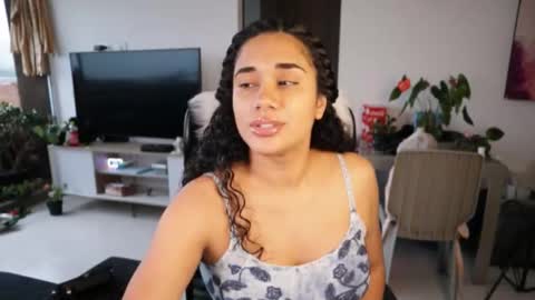 You want to talk to me more personal follow me in My Channel VIP  50 the discount       online show from October 22, 10:09 pm