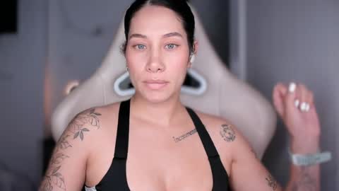 brisa  s online show from May 19, 8:15 pm