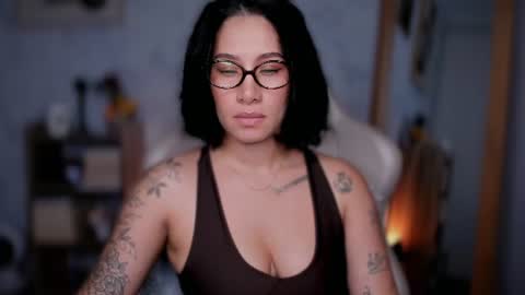 brisa  s online show from June 19, 7:39 pm