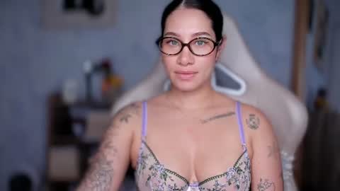 brisa  s online show from June 21, 4:53 pm