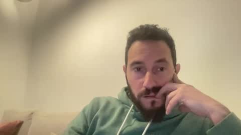 spainmenhot69 online show from December 27, 3:37 pm