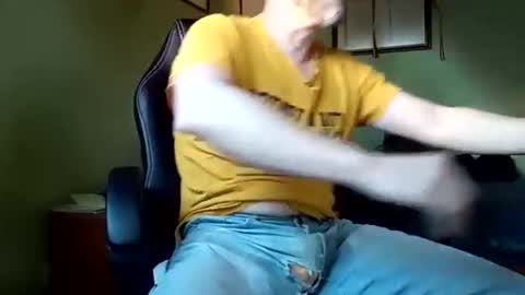 Manu  online show from February 5, 5:09 pm