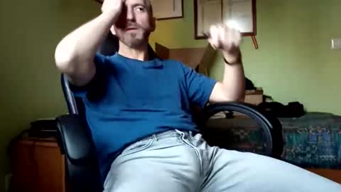 Manu  online show from December 1, 3:28 pm