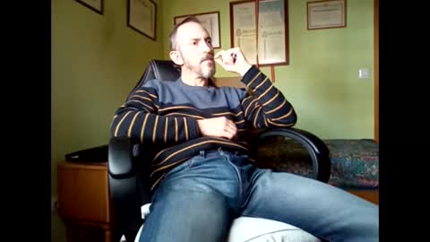 Snapshot of spanishharddick chatting on March 4, 11:27 am Manu online show from March 4, 11:27 am