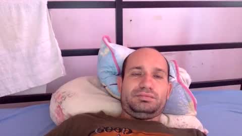 Snapshot of sparei7 chatting on November 21, 9:19 am Snaiky online show from November 21, 9:19 am