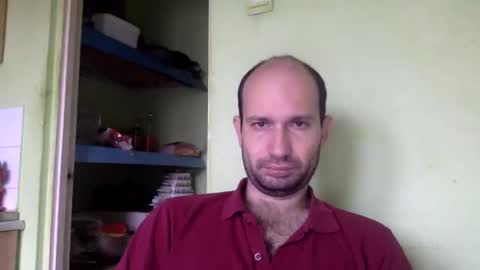 Snapshot of sparei7 chatting on December 4, 12:03 pm Snaiky online show from December 4, 12:03 pm