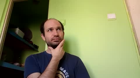 Snaiky online show from February 12, 1:39 pm