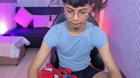 spark_tay online show from April 27, 2:31 am