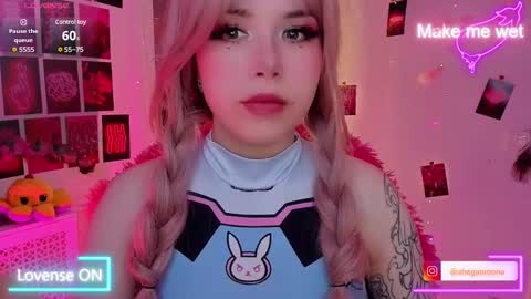 Snapshot of sparklemona chatting on March 4, 2:38 am  SparkleMona  online show from March 4, 2:38 am