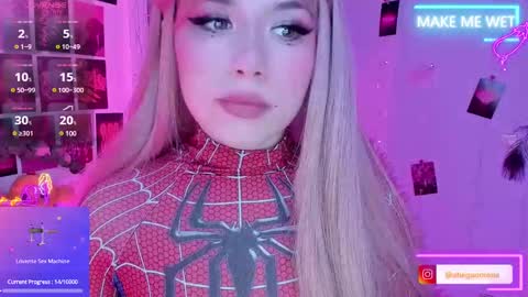 Snapshot of sparklemona chatting on March 5, 12:59 am  SparkleMona  online show from March 5, 12:59 am