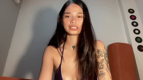 Sparkle online show from June 16, 5:26 pm