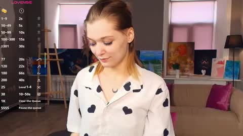 Kate online show from June 18, 9:14 am