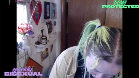 sparklybisexual online show from March 2, 6:26 pm