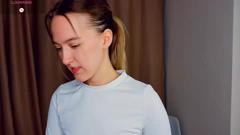 Snapshot of sparkusha chatting on February 14, 8:49 pm Mary online show from February 14, 8:49 pm