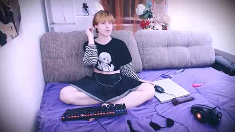 Snapshot of sparkyferret chatting on November 30, 6:23 pm sparkyferret online show from November 30, 6:23 pm