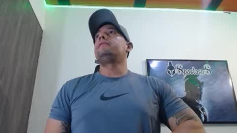 Snapshot of spartacus_cam chatting on October 9, 6:00 am online show from October 9, 6:00 am