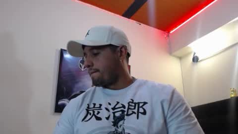 Snapshot of spartacus_cam chatting on October 17, 6:38 am online show from October 17, 6:38 am